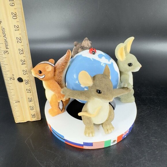 Charming Tails Fitz and Floyd Friends Around The World Resin Whimsical Figurine - Picture 5 of 16